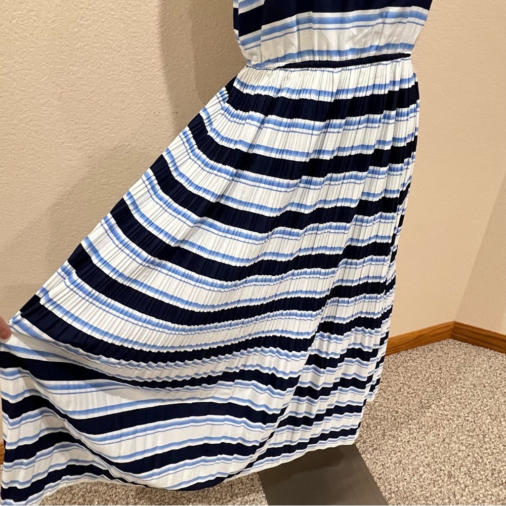 Arloh Blue Striped Halter Maxi Dress Size Small - Picture 8 of 12